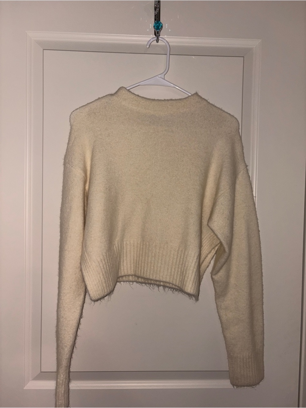 Zara Cream Cropped Crewneck Sweater